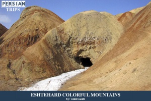 Eshtehard-colorful-mountains10