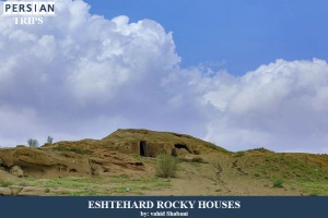 Eshtehard-rocky-houses1