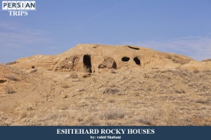 Eshtehard-rocky-houses4