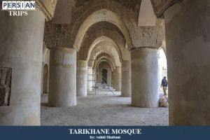 Tarikhane-mosque4
