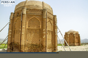 kharaqan-towers1