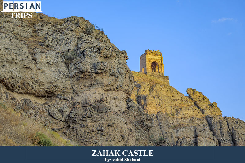 Hashtrood Zahak Castle