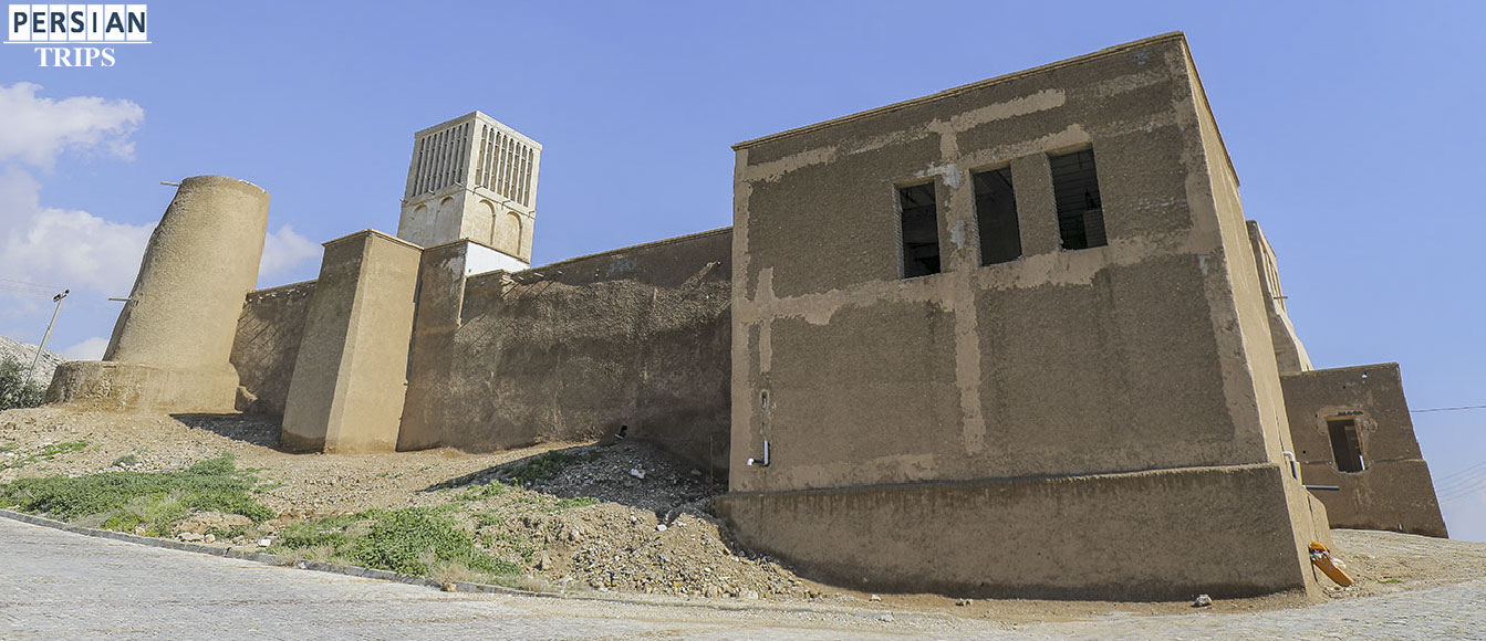 Historical palace of Nasouri in Siraf