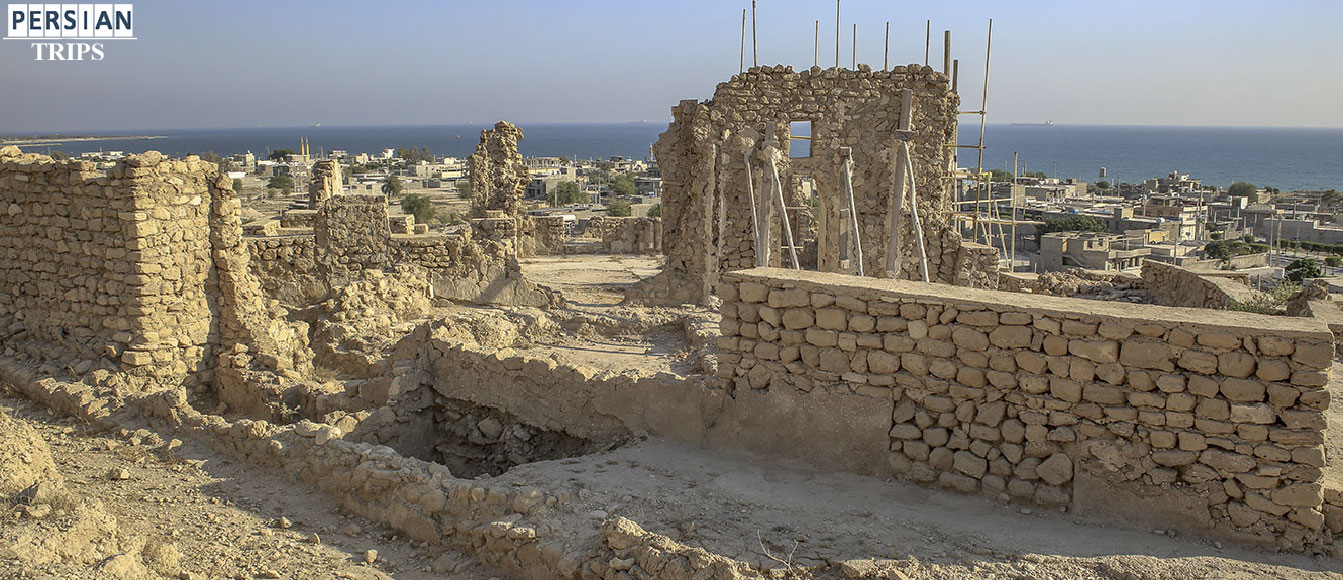 Imam Hasan Basri mosque in Siraf