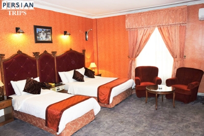 Connecting Room