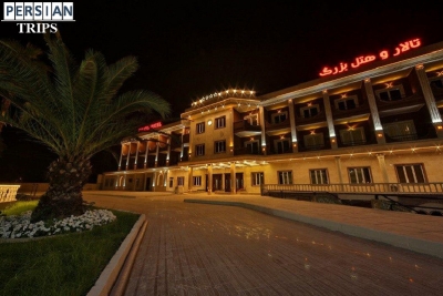 Bozorg Hotel 