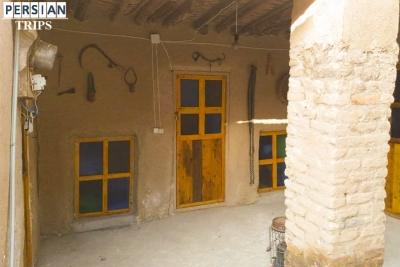 Zarrin Dasht traditional residence