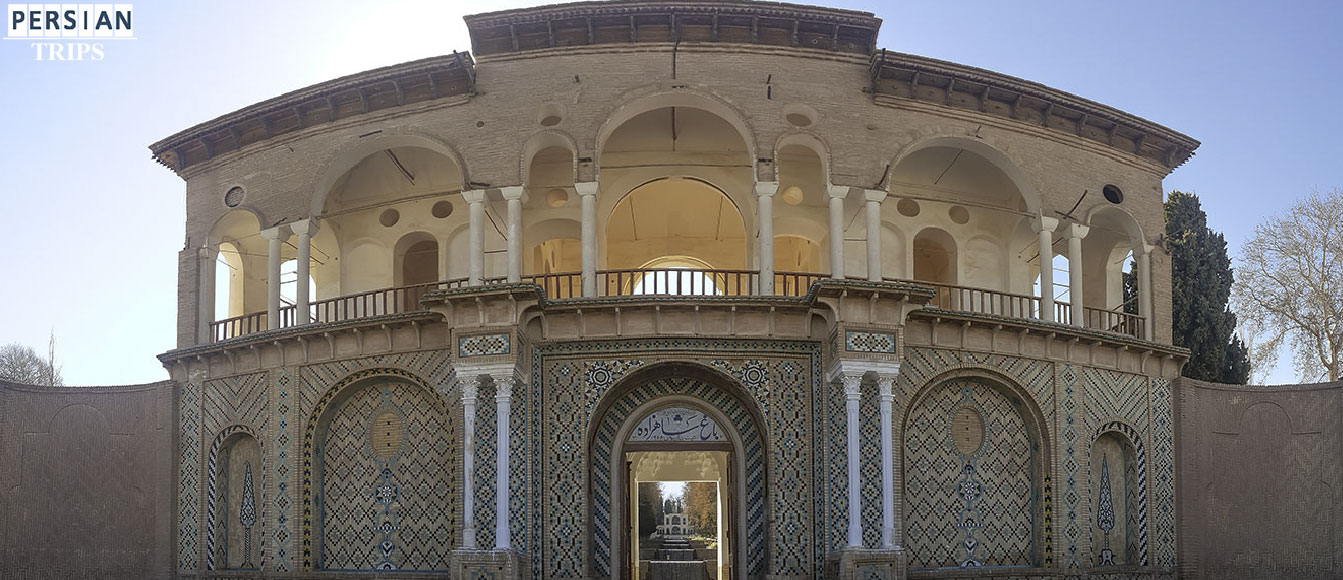 media/plg_solidres_experience/images/23da6eee3d452c3c3ea8e61068369229/kerman/Thetreeoflife/slide/bagh-shazdeh.jpg