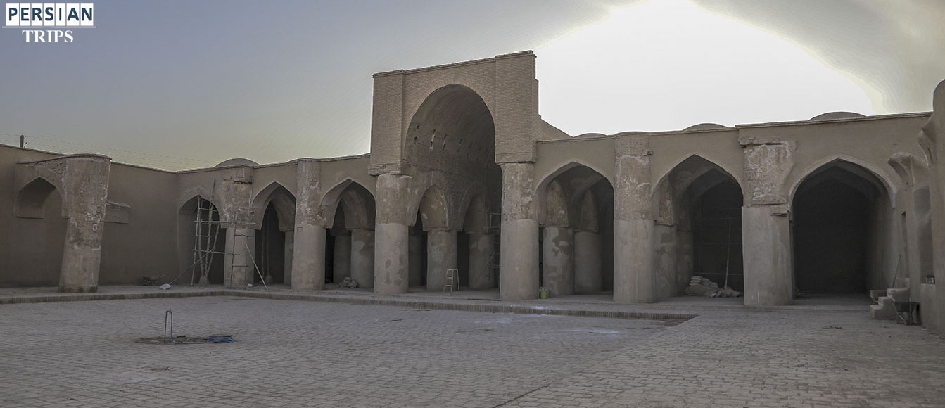 media/plg_solidres_experience/images/23da6eee3d452c3c3ea8e61068369229/semnan/Thelandofmysticism/slide/masjed-tarikhaneh.jpg